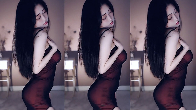 [主播]虎牙直播奇领东方媚儿23年4月原版热舞合集[23V/4.73G]