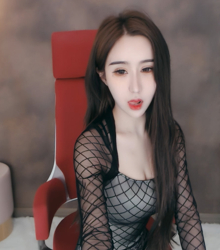 [主播]虎牙直播VIKI付费定制极品颜值黑丝4分39