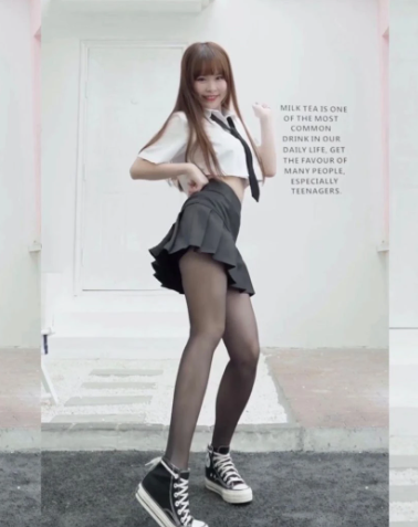 【舞蹈/4K/在线/B站】小鹿不是美少女【109V-10.21GB】